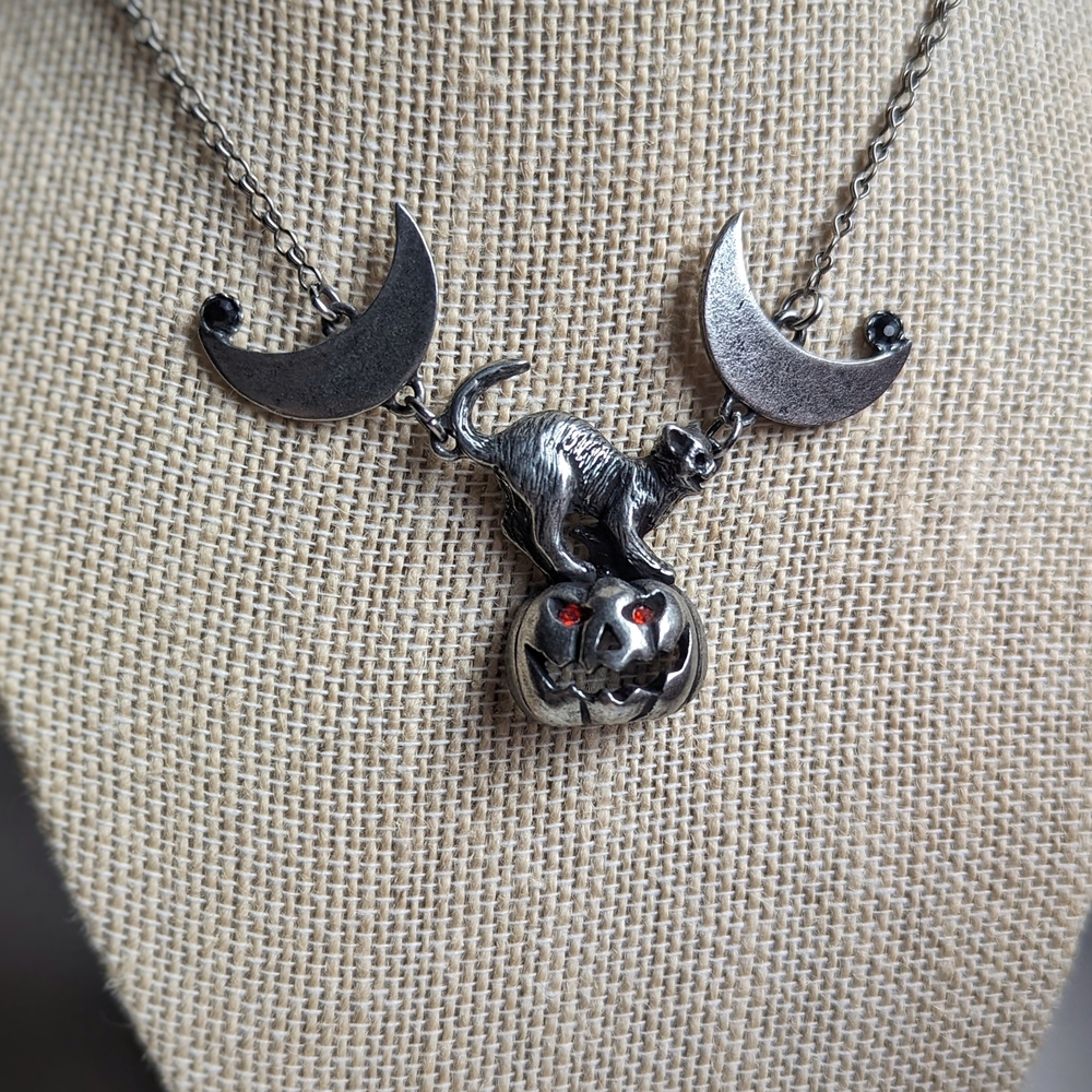 Silver Cat and Pumpkin Necklace